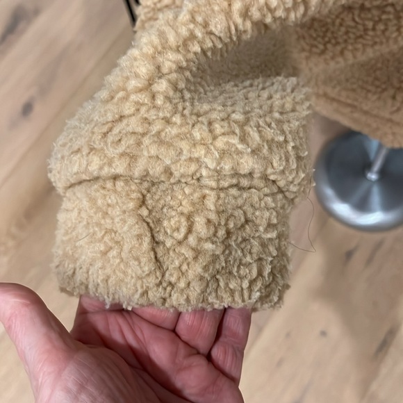 GUC I.AM.GIA Sherpa Pixie Coat - Picture 4 of 16